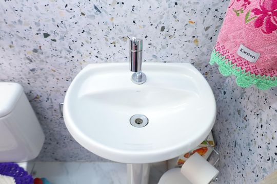 Banheiro de apartamento à venda com 2 quartos, 57m² em Itaquera, São Paulo