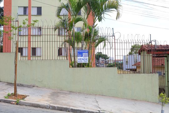 Fachada  de apartamento à venda com 2 quartos, 57m² em Itaquera, São Paulo