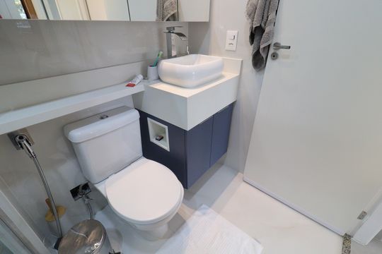 Banheiro de apartamento à venda com 2 quartos, 42m² em Jurubatuba, São Paulo