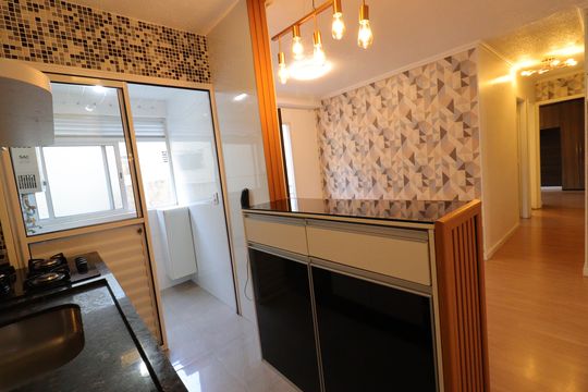 Cozinha de apartamento à venda com 2 quartos, 49m² em Vila Emir, São Paulo
