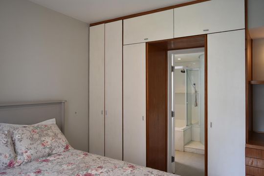 Suíte de apartamento para alugar com 2 quartos, 96m² em Jardim Paulista, São Paulo