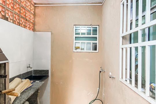 Área de  de casa para alugar com 2 quartos, 90m² em Vila Ré, São Paulo