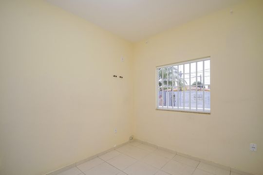 Quarto  de apartamento para alugar com 2 quartos, 72m² em Itaipuaçu, Maricá