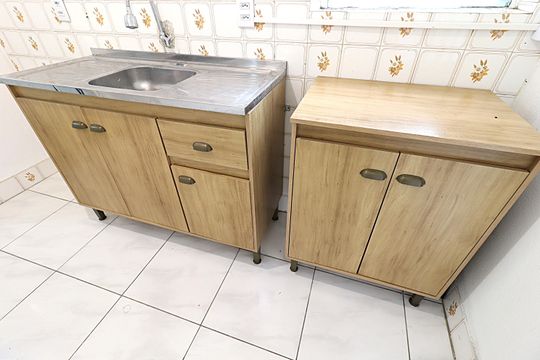 Cozinha - Armários de apartamento para alugar com 1 quarto, 42m² em Agronomia, Porto Alegre