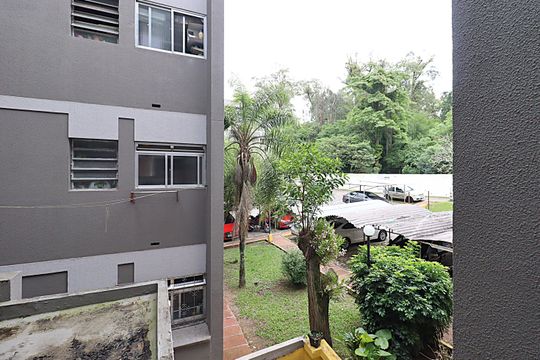 Vista da área de serviço de apartamento para alugar com 1 quarto, 42m² em Agronomia, Porto Alegre