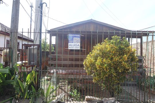 Placa de casa para alugar com 1 quarto, 29m² em São José, Canoas