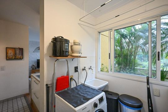 Área de Serviço  de apartamento para alugar com 2 quartos, 61m² em Paraíso do Morumbi, São Paulo