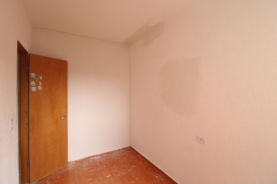 Quarto 1 de casa para alugar com 2 quartos, 150m² em Vila Baby, São Paulo