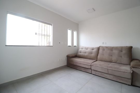 Casa para alugar com 3 quartos, 240m² em Jardim Brasília, Uberlândia