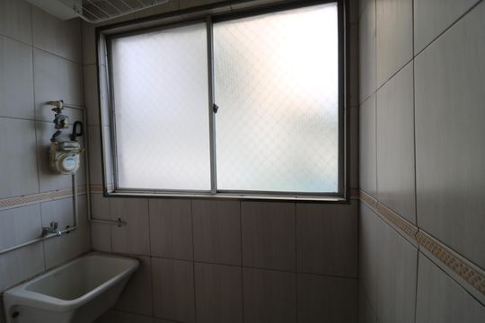 Área de Serviço de apartamento para alugar com 2 quartos, 53m² em Vila Alpina, São Paulo