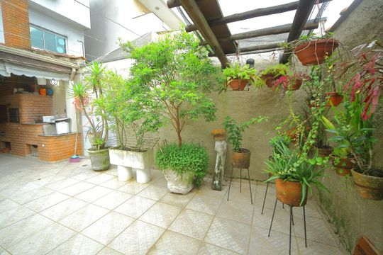 Quintal/jardim  de casa à venda com 3 quartos, 175m² em Vila Luiz Casa, São Bernardo do Campo