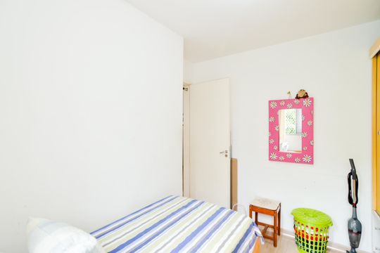 Quarto 1  de apartamento à venda com 2 quartos, 45m² em Jardim Presidente Dutra, Guarulhos