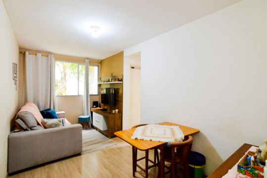 Apartamento à venda com 2 quartos, 45m² em Jardim Presidente Dutra, Guarulhos