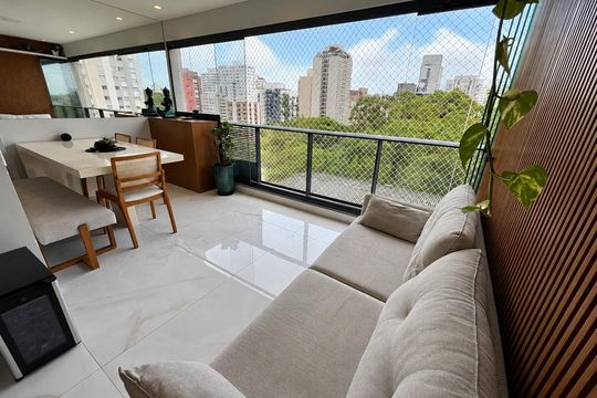 Apartamento para alugar com 2 quartos, 72m² em Cerqueira César, São Paulo