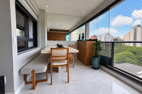 Apartamento para alugar com 2 quartos, 72m² em Cerqueira César, São Paulo