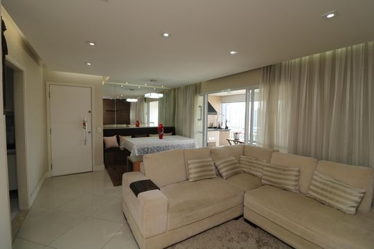 Apartamento para alugar com 3 quartos, 105m² em Jardim Avelino, São Paulo
