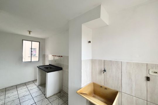 Área de Serviço de apartamento para alugar com 2 quartos, 43m² em Vila Silvia, São Paulo