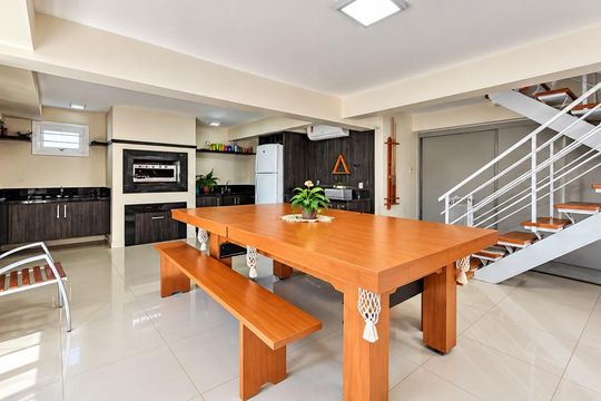 Área externa de casa à venda com 4 quartos, 317m² em Boa Vista, Novo Hamburgo