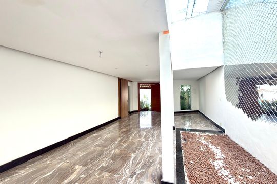 Sala de casa para alugar com 3 quartos, 250m² em Santa Helena, Contagem