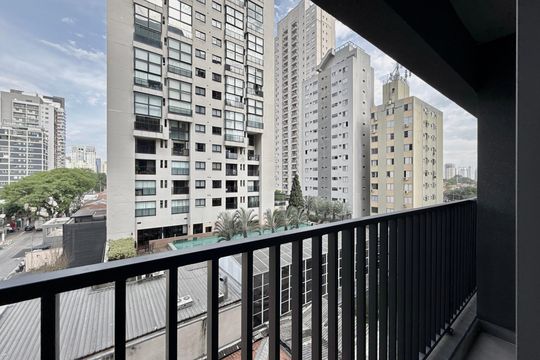 Sacada  de kitnet/studio à venda com 1 quarto, 24m² em Vila Olímpia, São Paulo