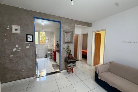 Sala  de apartamento à venda com 2 quartos, 45m² em Serra, Belo Horizonte