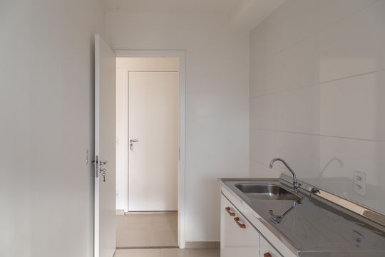Cozinha de apartamento para alugar com 2 quartos, 52m² em Jardim Vila Galvao, Guarulhos