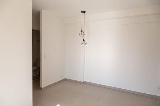 Sala de apartamento para alugar com 2 quartos, 52m² em Jardim Vila Galvao, Guarulhos