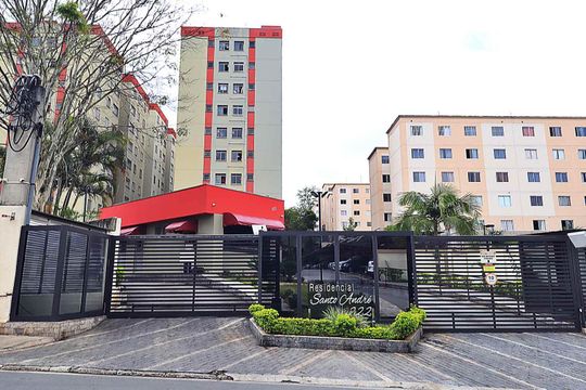 Fachada de apartamento para alugar com 2 quartos, 55m² em Vila Lutécia, Santo André