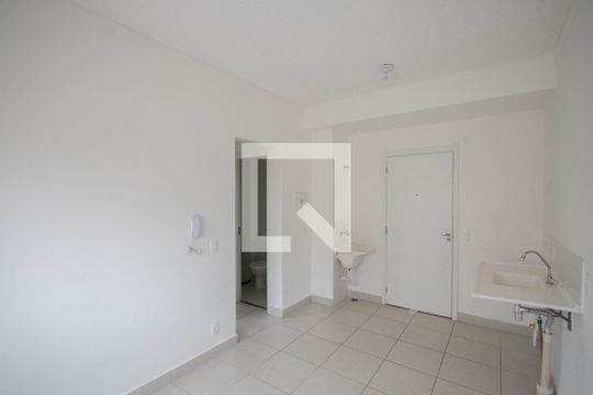 Cozinha de apartamento para alugar com 2 quartos, 32m² em Vila Maria, São Paulo