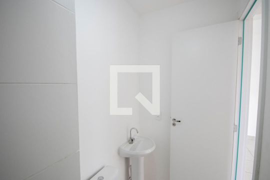 Banheiro de apartamento para alugar com 2 quartos, 32m² em Vila Maria, São Paulo