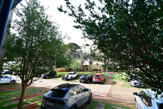 Vista Quarto 1  de apartamento para alugar com 3 quartos, 82m² em Jardim Santa Genebra, Campinas