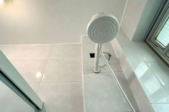 Banheiro de apartamento para alugar com 2 quartos, 48m² em Pinheiros, São Paulo
