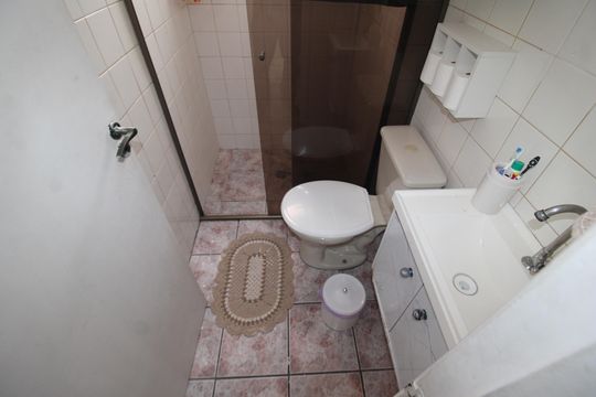 Banheiro de apartamento à venda com 2 quartos, 40m² em Lauzane Paulista, São Paulo