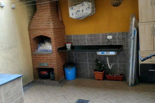 Área externa de casa à venda com 3 quartos, 133m² em Vila Buenos Aires, São Paulo