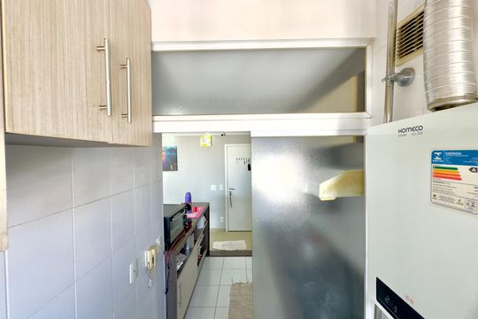 Área de Serviço de apartamento para alugar com 2 quartos, 80m² em Jardim Flor da Montanha, Guarulhos