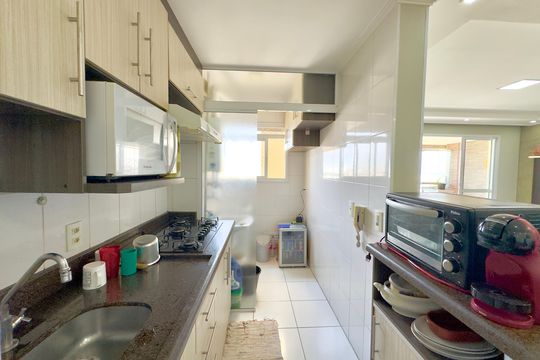 Cozinha de apartamento para alugar com 2 quartos, 80m² em Jardim Flor da Montanha, Guarulhos