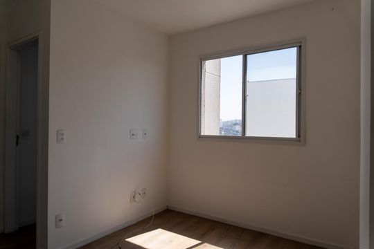 Apartamento para alugar com 2 quartos, 41m² em Parque Arariba, São Paulo