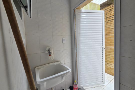 Área de Serviço de casa de condomínio para alugar com 2 quartos, 70m² em Canto do Forte, Praia Grande