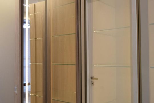 Cristaleira - corredor de apartamento para alugar com 3 quartos, 110m² em Pinheiros, São Paulo