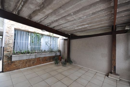 Garagem de casa à venda com 3 quartos, 160m² em Vila Albertina, São Paulo