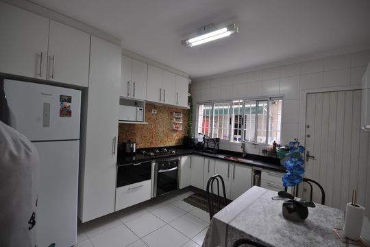 Cozinha de casa à venda com 3 quartos, 160m² em Vila Albertina, São Paulo