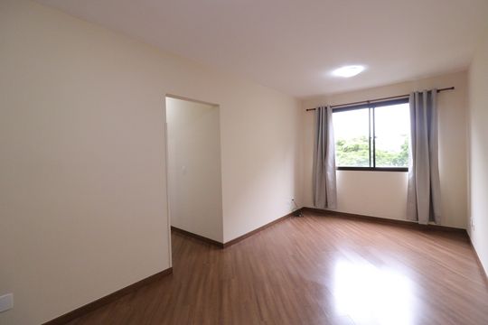 Sala de apartamento para alugar com 3 quartos, 70m² em Jardim Taquaral, São Paulo