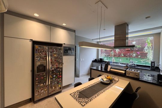 Cozinha e Área de Serviço de casa de condomínio para alugar com 7 quartos, 1003m² em Barra da Tijuca, Rio de Janeiro