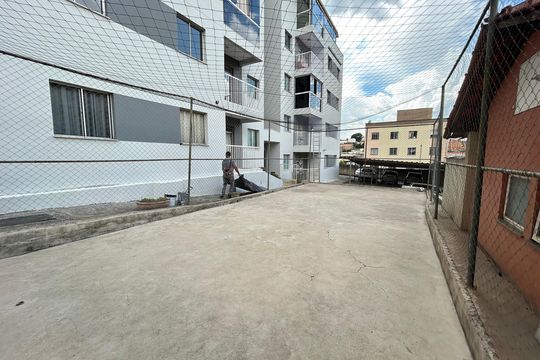 Apartamento à venda com 2 quartos, 50m² em Ressaca, Contagem