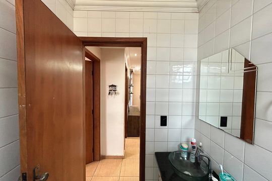Apartamento à venda com 2 quartos, 50m² em Ressaca, Contagem