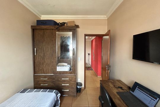 Apartamento à venda com 2 quartos, 50m² em Ressaca, Contagem