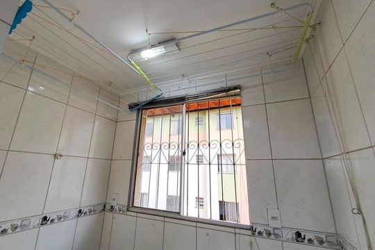 Área de serviço de apartamento para alugar com 2 quartos, 48m² em Vitoria, Belo Horizonte