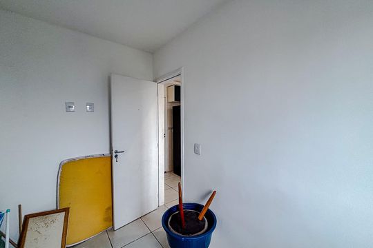 Quarto 1 de apartamento para alugar com 2 quartos, 40m² em Vila Matilde, São Paulo