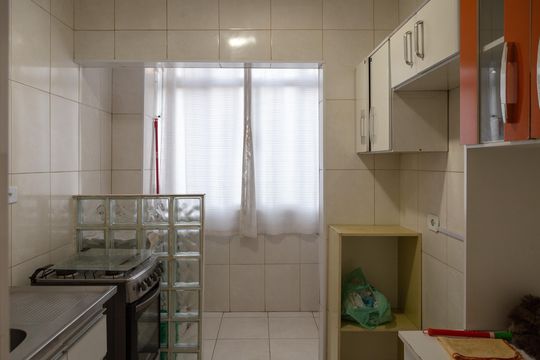 Cozinha e Área de Serviço de apartamento para alugar com 2 quartos, 50m² em Centro, Guarulhos