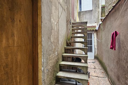 Área comum - Corredor de casa para alugar com 2 quartos, 65m² em Conjunto Habitacional Barro Branco Ii, São Paulo